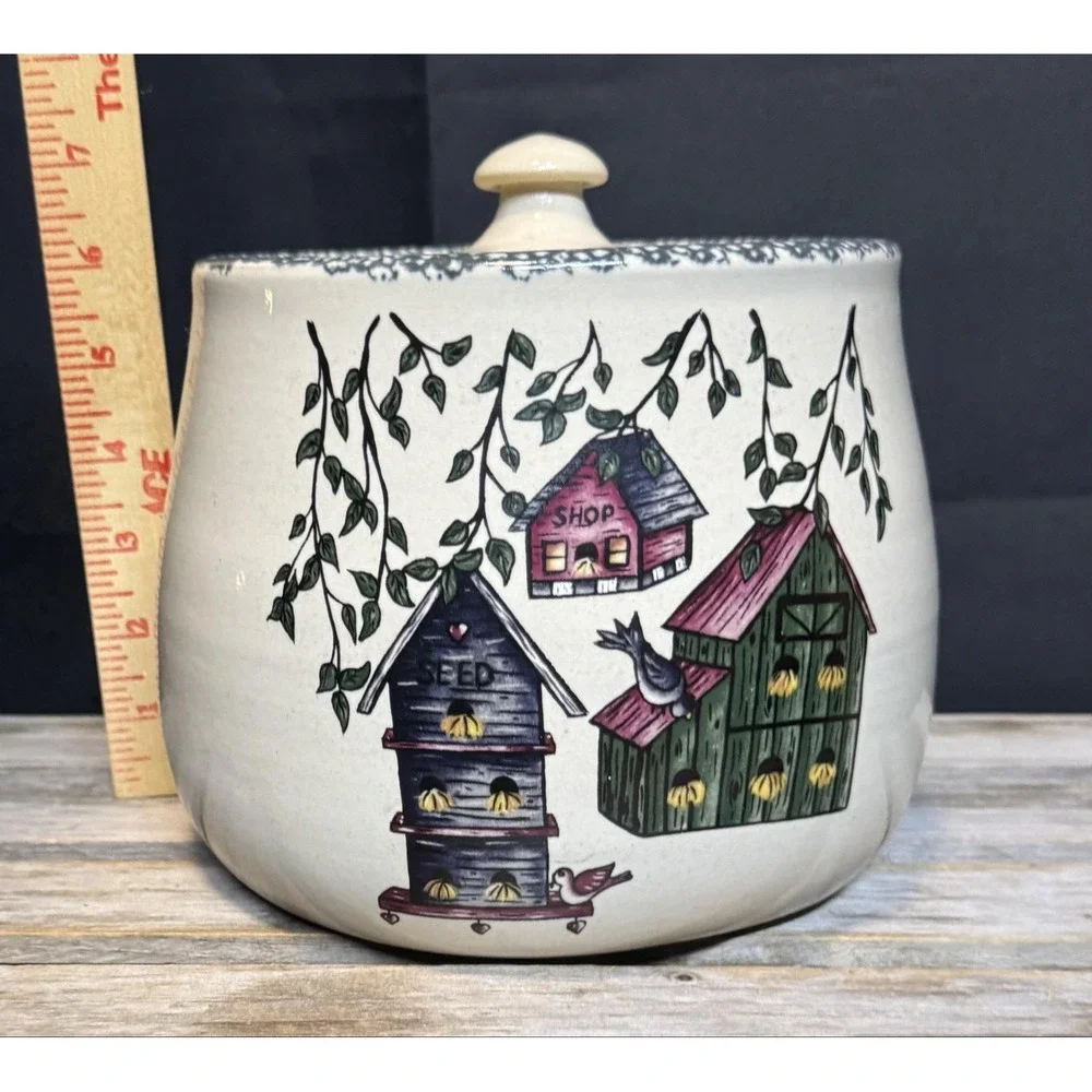 Home & Garden Party Birdhouse Cookie Jar Stoneware Beige Farmhouse USA 1999